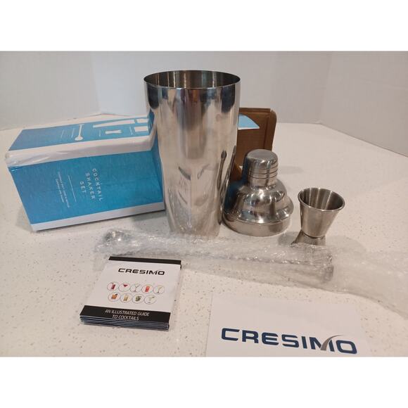 New Open Box CRESIMO Cocktail Shaker Set - Picture 6 of 7